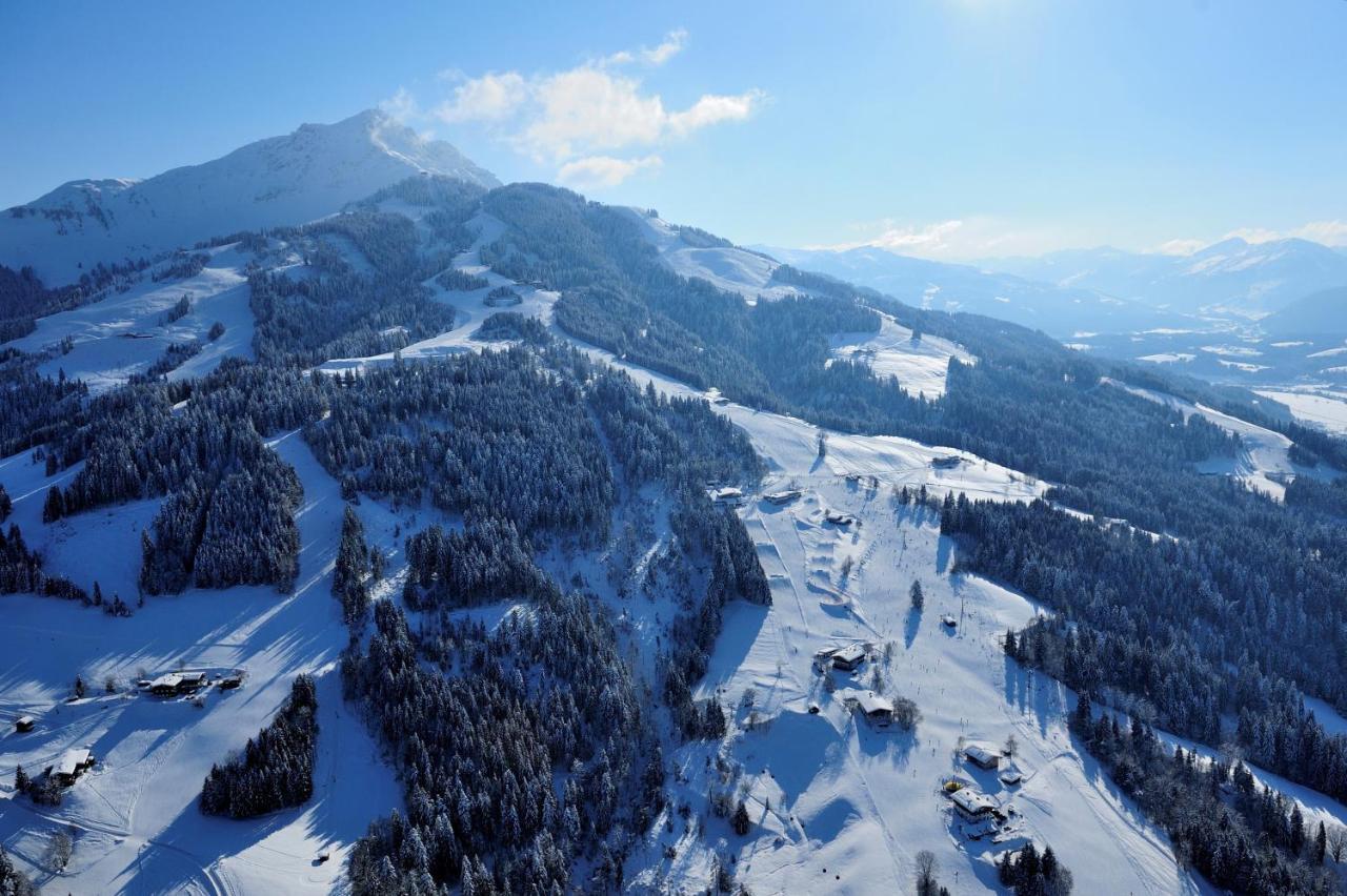 Hotel Crystal - Kitzhorn Suites Sankt Johann in Tirol Buitenkant foto