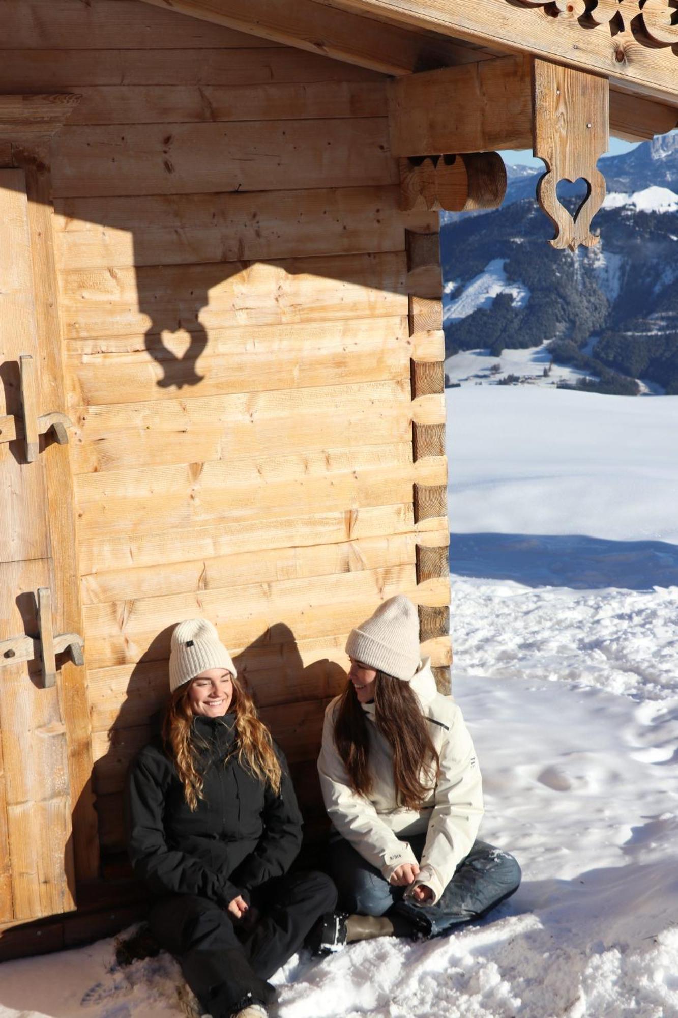 Hotel Crystal - Kitzhorn Suites Sankt Johann in Tirol Buitenkant foto